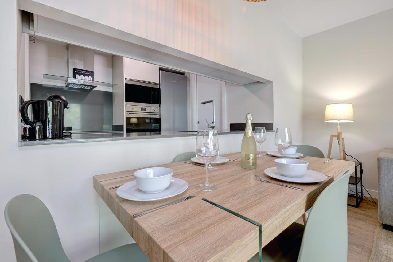 Stylish 2 Bedroom Apartment In Estepona Old Town Exterior photo