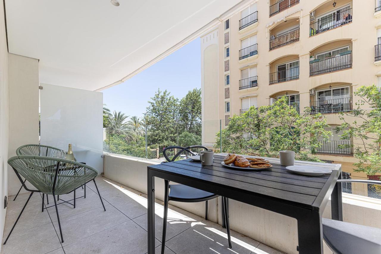 Stylish 2 Bedroom Apartment In Estepona Old Town Exterior photo